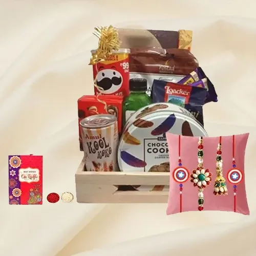 Foodies Paradise Hamper Basket with Family Rakhi